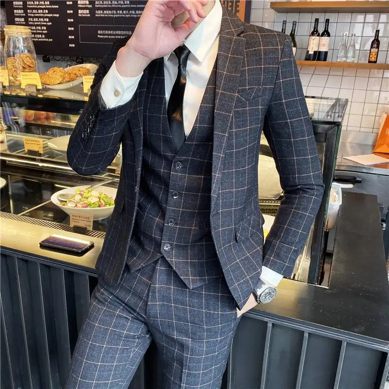 2023 Men's British Fashion Three-piece Set Slim Fit Suit Vest Trousers Ensemble Handsome Trendy All-in-one Banquet Blaze