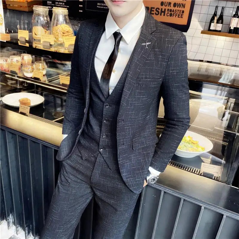 2023 Men's British Fashion Three-piece Set Slim Fit Suit Vest Trousers Ensemble Handsome Trendy All-in-one Banquet Blaze